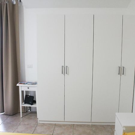 La Suite Dell'Artista Swimming Pool And Air Conditioning Stresa Buitenkant foto